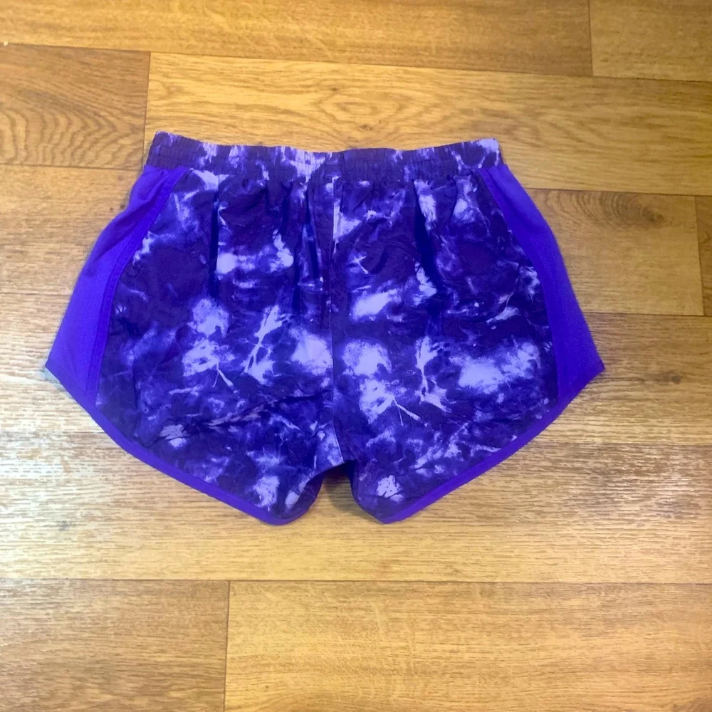 Running shorts - Picture 2 of 2